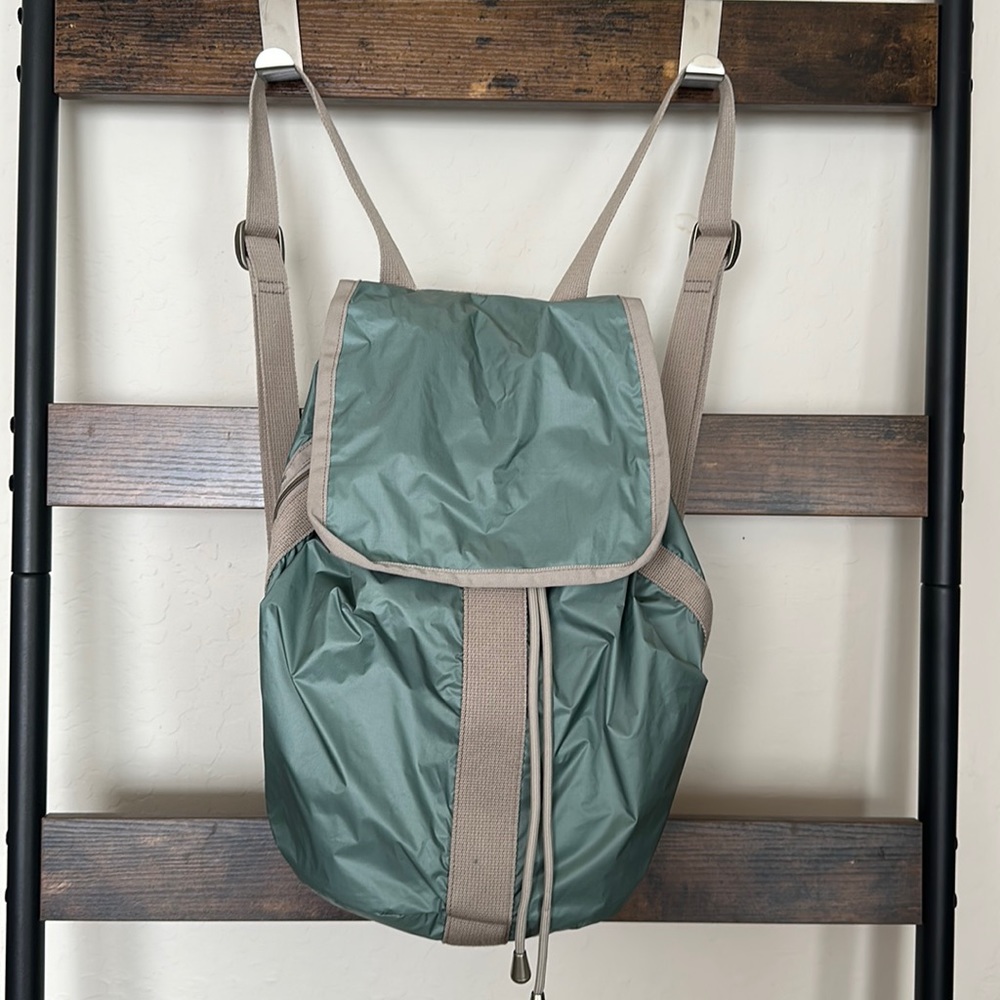 NWOT LeSportSac nylon shopper backpack in sea foam green color.